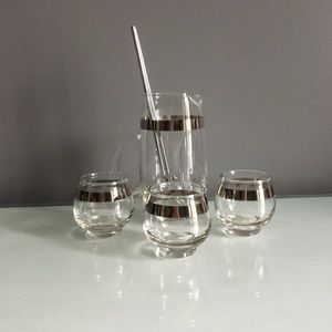 Small Glass Pitcher with 3 Glasses